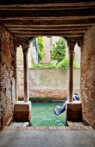 Sottoportego in San Polo, Venezia